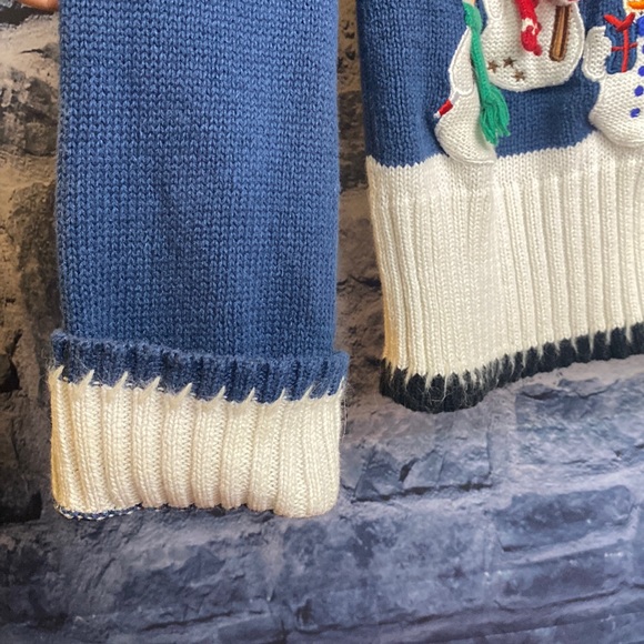 Christmas Snowman Colorblock Fuzzy Snowflake Sweater - Picture 4 of 14